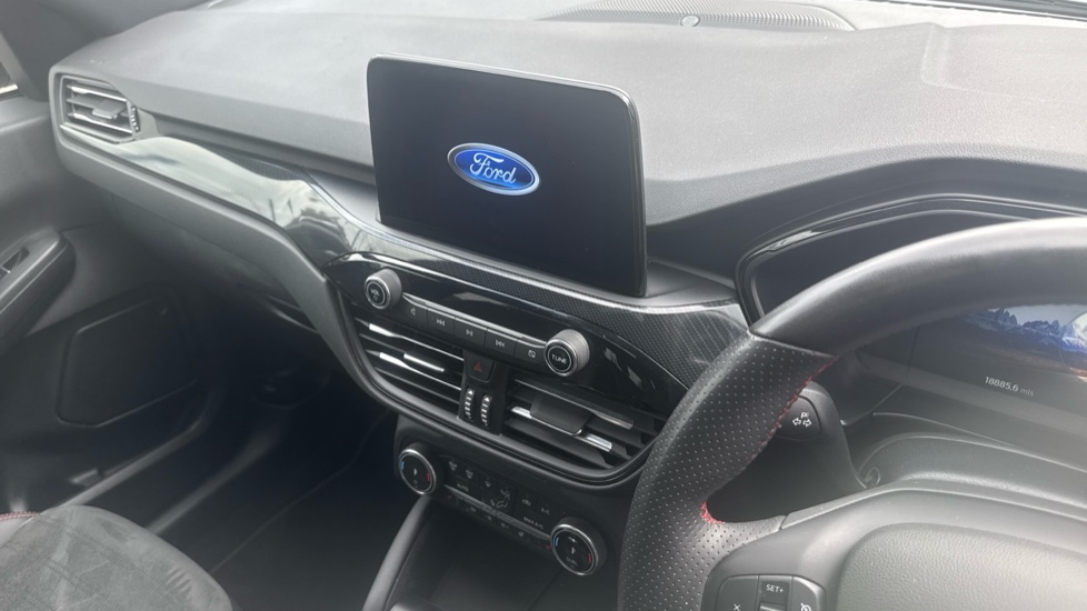 Ford Kuga 1.5 EcoBoost 150 ST-Line X Edition 5dr Petrol Estate - Image 19