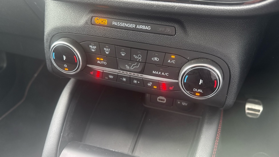 Ford Kuga 1.5 EcoBoost 150 ST-Line X Edition 5dr Petrol Estate - Image 26
