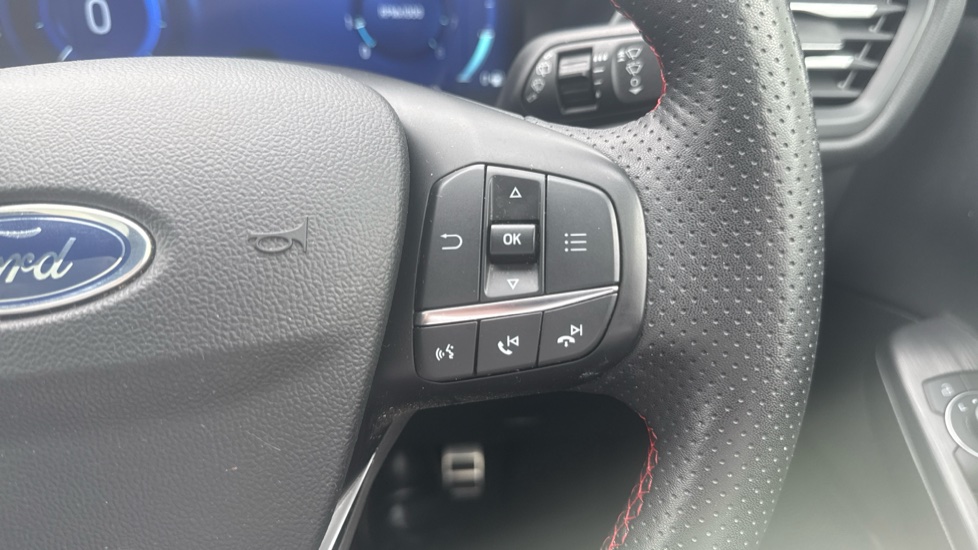 Ford Kuga 1.5 EcoBoost 150 ST-Line X Edition 5dr Petrol Estate - Image 29