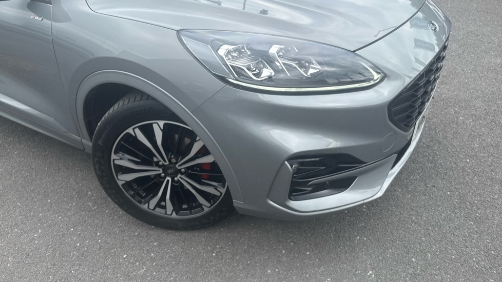 Ford Kuga 1.5 EcoBoost 150 ST-Line X Edition 5dr Petrol Estate - Image 34