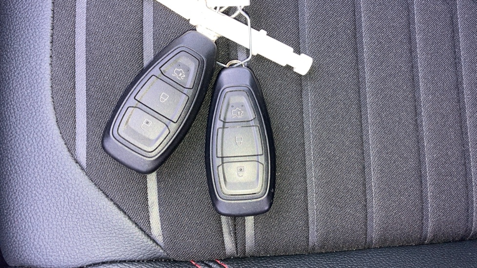 Ford Puma 1.0 EcoBoost Hybrid mHEV 155 ST-Line X 5dr Petrol Hatchback - Image 20