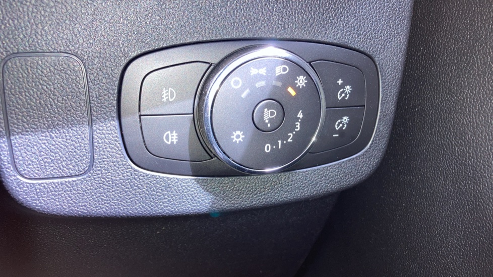 Ford Puma 1.0 EcoBoost Hybrid mHEV 155 ST-Line X 5dr Petrol Hatchback - Image 26