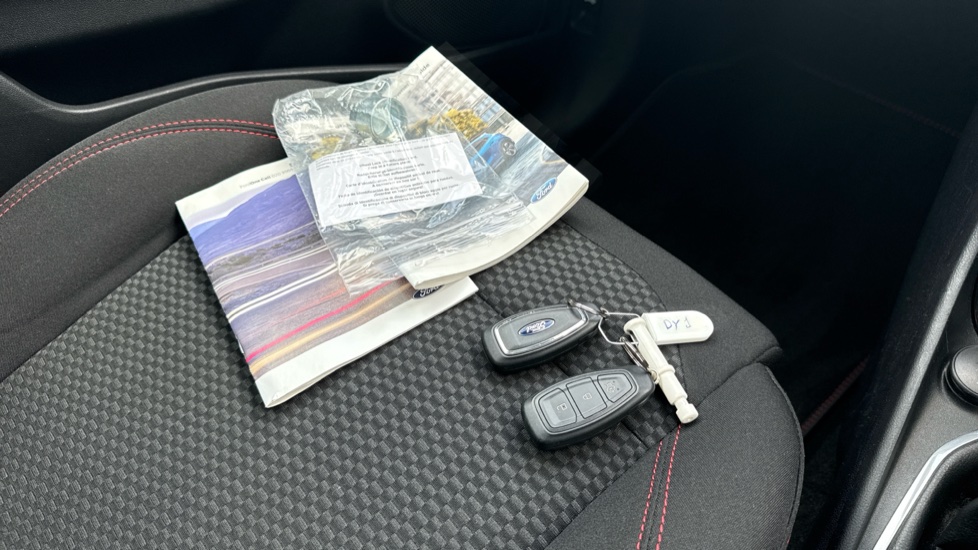 Ford Puma 1.0 EcoBoost Hybrid mHEV ST-Line 5dr Petrol Hatchback - Image 29