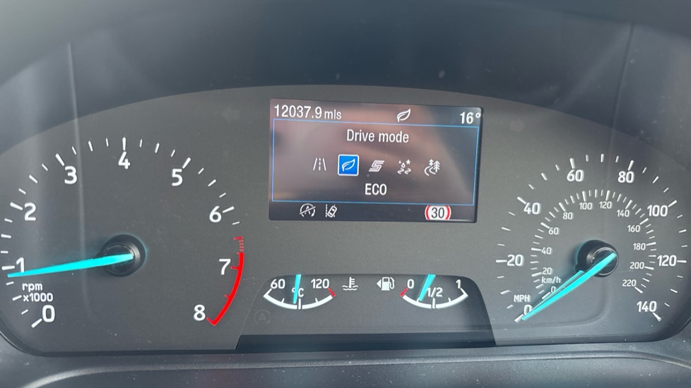 Ford Puma 1.0 EcoBoost Hybrid mHEV Titanium 5dr Petrol Hatchback - Image 29