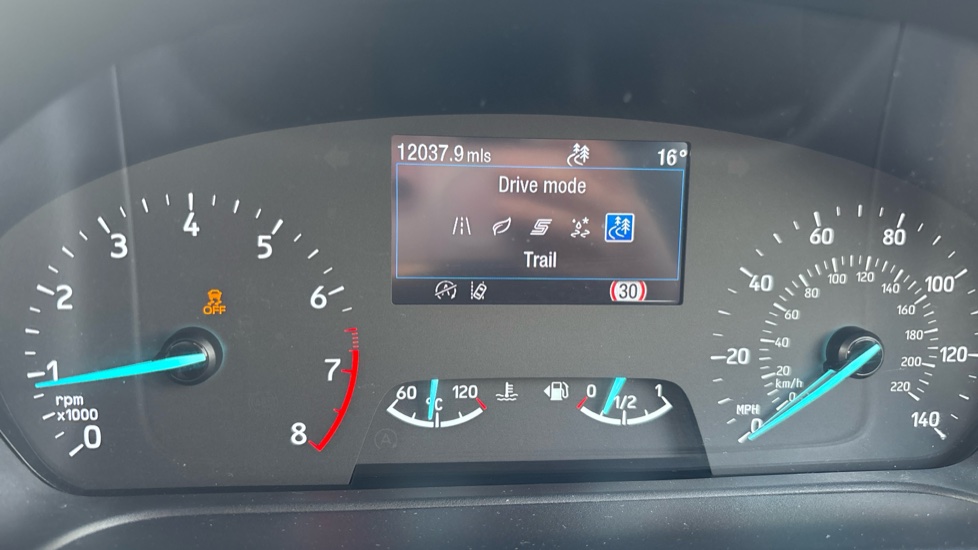 Ford Puma 1.0 EcoBoost Hybrid mHEV Titanium 5dr Petrol Hatchback - Image 32