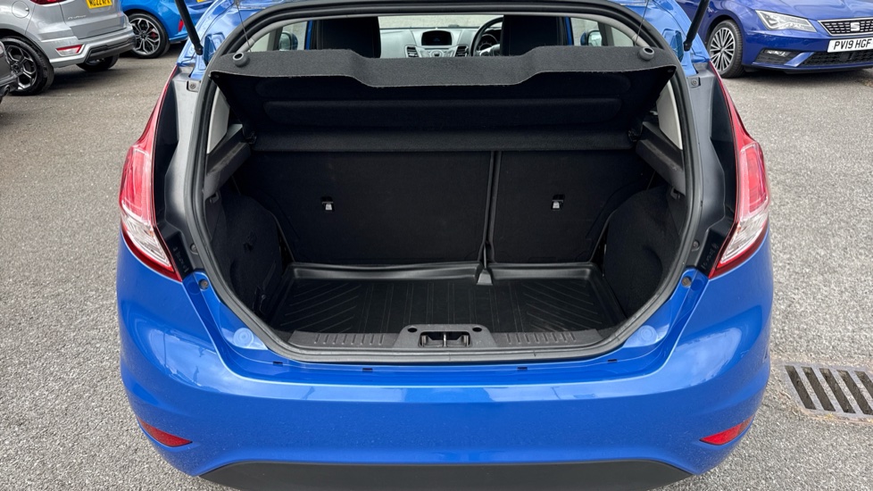 Ford Fiesta 1.25 82 Zetec 3dr Petrol Hatchback - Image 5
