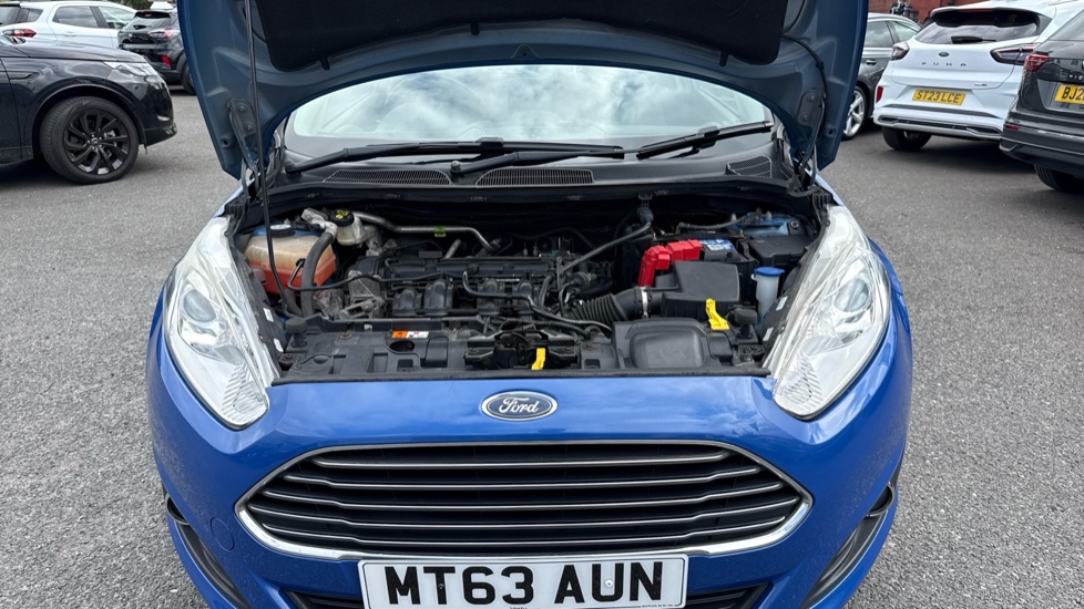 Ford Fiesta 1.25 82 Zetec 3dr Petrol Hatchback - Image 8