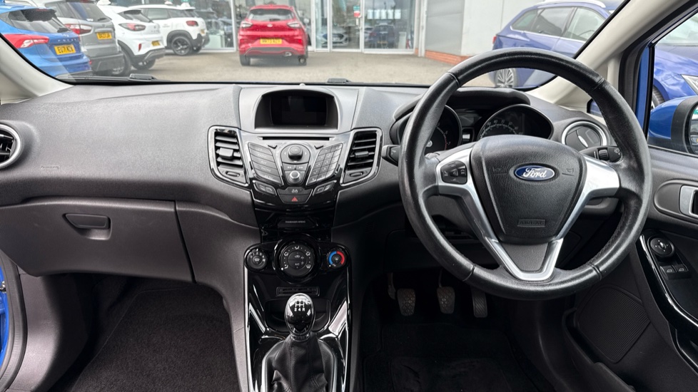 Ford Fiesta 1.25 82 Zetec 3dr Petrol Hatchback - Image 13