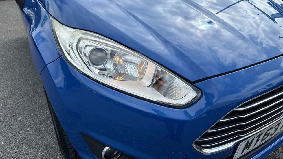 Ford Fiesta 1.25 82 Zetec 3dr Petrol Hatchback - Image 37