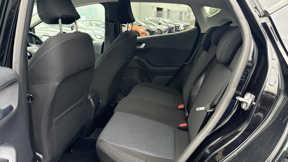 Ford Fiesta 1.0 EcoBoost Active 5dr Petrol Hatchback - Image 16