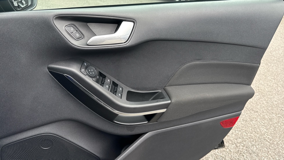 Ford Fiesta 1.0 EcoBoost Active 5dr Petrol Hatchback - Image 21