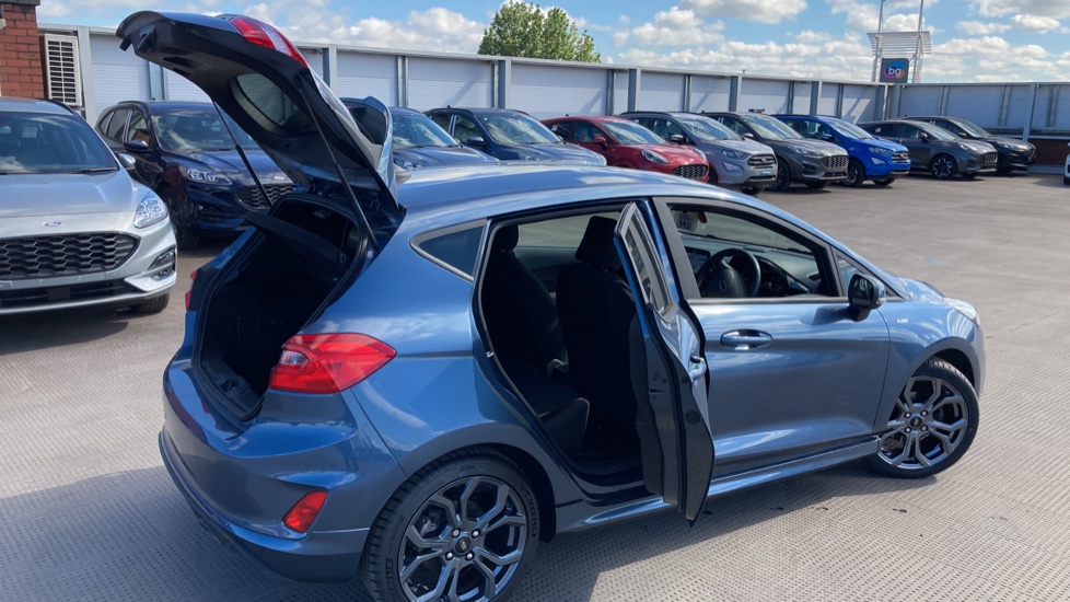 Ford Fiesta 1.0 EcoBoost 125 ST-Line 5dr Petrol Hatchback - Image 26