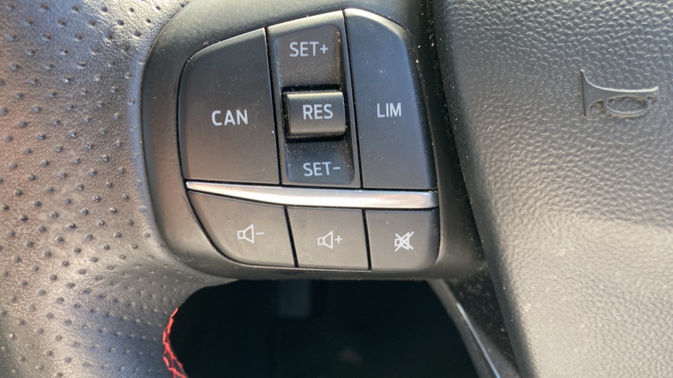 Ford Fiesta 1.0 EcoBoost 125 ST-Line 5dr Petrol Hatchback - Image 34