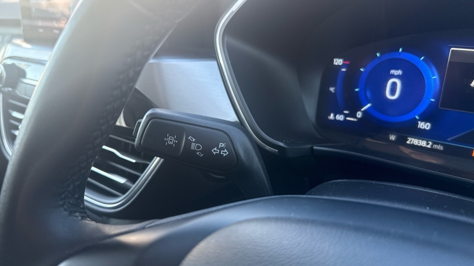 Ford Kuga 2.0 EcoBlue 190 Titanium Edition 5dr Auto AWD Diesel Estate - Image 36