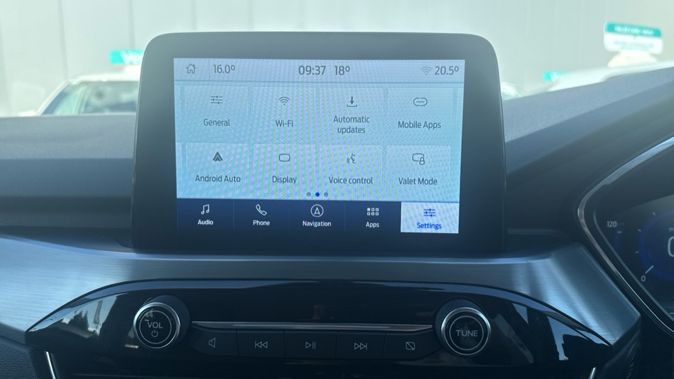 Ford Kuga 2.0 EcoBlue 190 Titanium Edition 5dr Auto AWD Diesel Estate - Image 42
