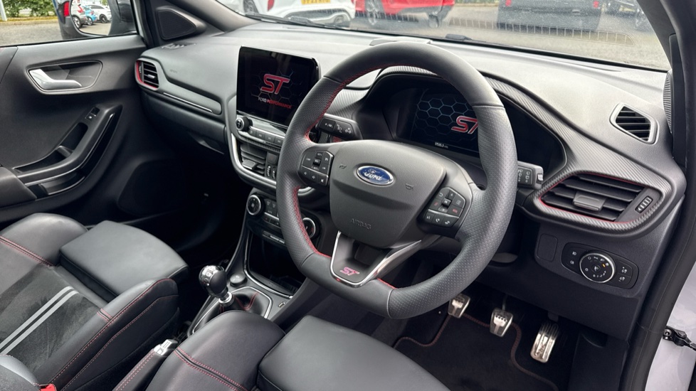 Ford Puma 1.0 EcoBoost ST-Line 5dr Auto Petrol Hatchback - Image 11