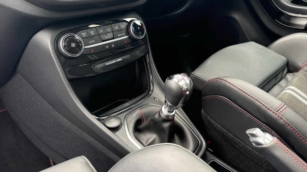 Ford Puma 1.0 EcoBoost ST-Line 5dr Auto Petrol Hatchback - Image 13