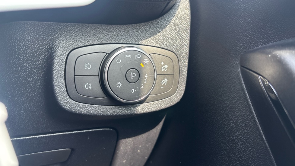 Ford Fiesta 1.0 EcoBoost Trend 3dr Petrol Hatchback - Image 24