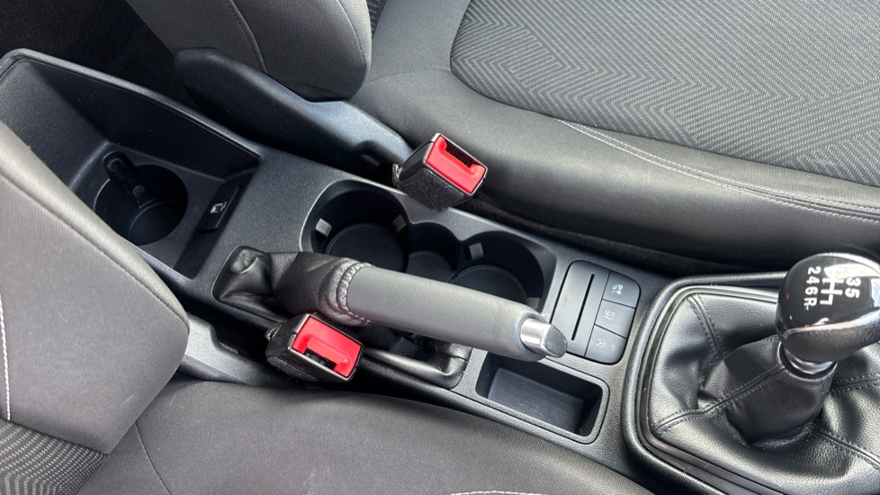 Ford Fiesta 1.0 EcoBoost Trend 3dr Petrol Hatchback - Image 32