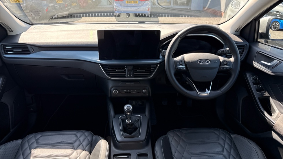 Ford Focus 1.0 EcoBoost Active X 5dr Petrol Hatchback - Image 10