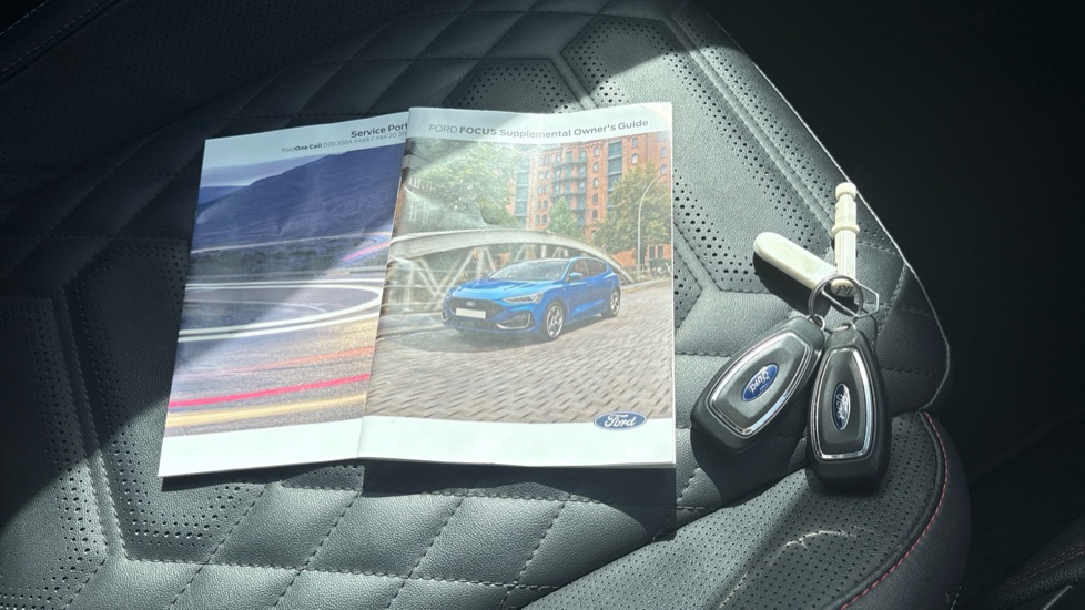 Ford Focus 1.0 EcoBoost ST-Line X 5dr Petrol Hatchback - Image 16