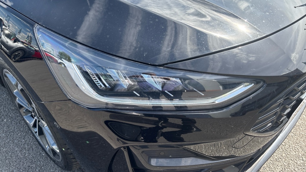 Ford Focus 1.0 EcoBoost ST-Line X 5dr Petrol Hatchback - Image 18