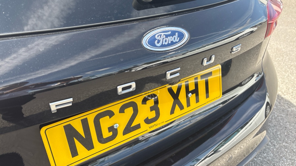 Ford Focus 1.0 EcoBoost ST-Line X 5dr Petrol Hatchback - Image 25
