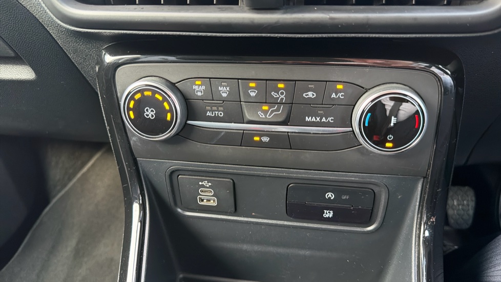 Ford EcoSport 1.0 EcoBoost 125 Active 5dr Petrol Hatchback - Image 33