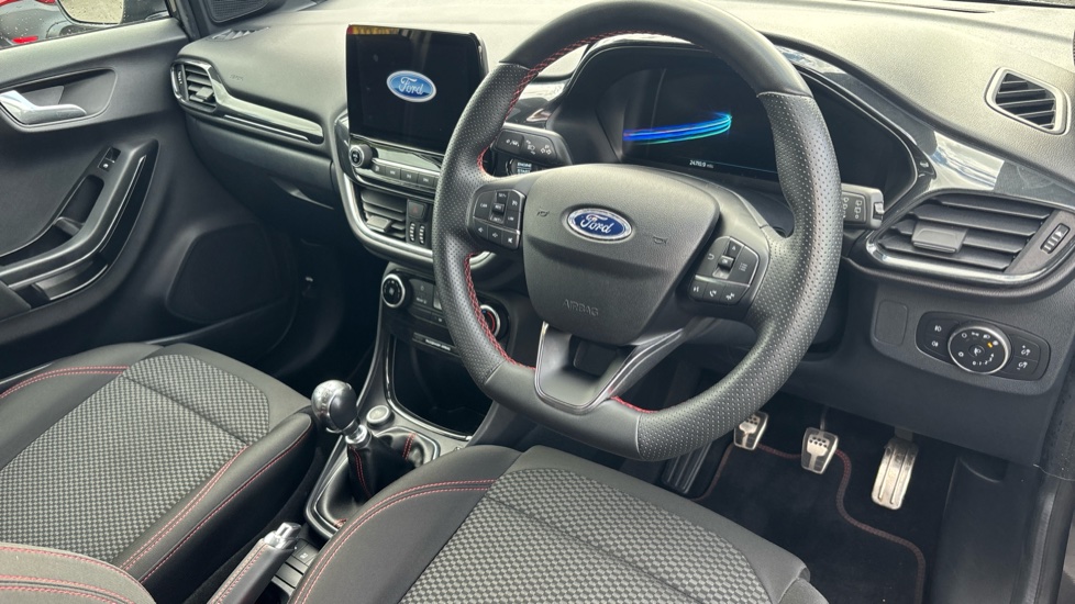 Ford Puma 1.0 EcoBoost Hybrid mHEV 155 ST-Line 5dr Petrol Hatchback - Image 13