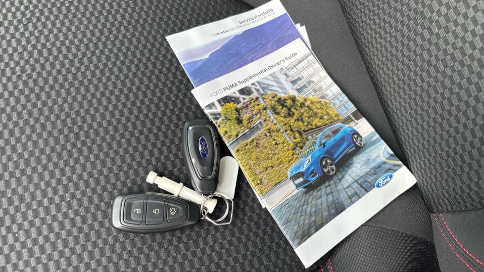 Ford Puma 1.0 EcoBoost Hybrid mHEV 155 ST-Line 5dr Petrol Hatchback - Image 21