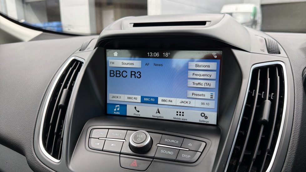 Ford Grand C-MAX 1.0 EcoBoost 125 Zetec 5dr Petrol Estate - Image 10