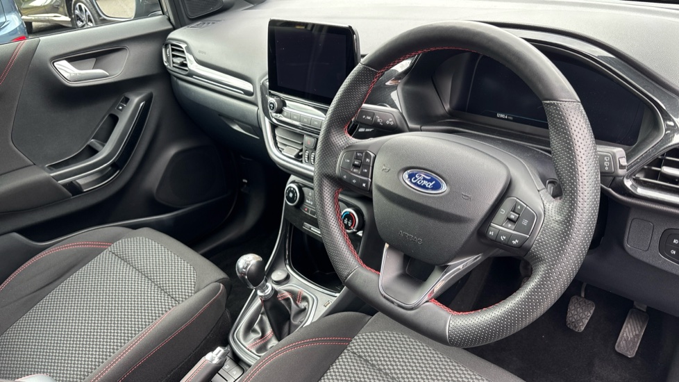 Ford Puma 1.0 EcoBoost Hybrid mHEV ST-Line 5dr Petrol Hatchback - Image 12