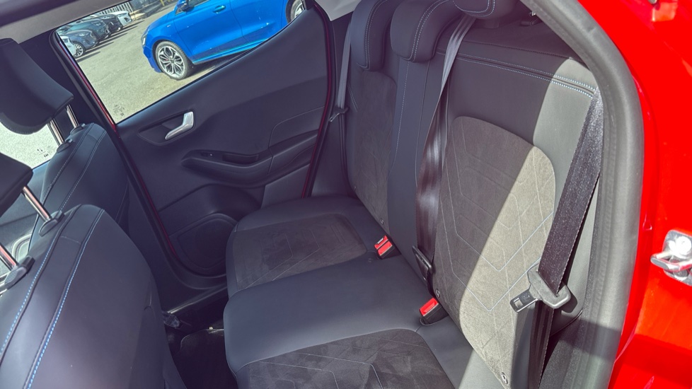 Ford Fiesta 1.0 EcoBoost Active X 5dr Petrol Hatchback - Image 22