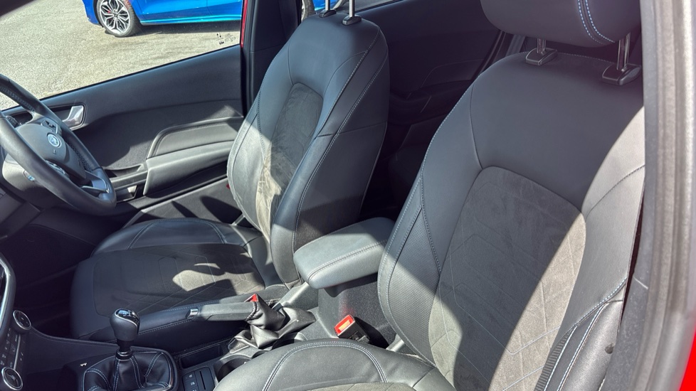 Ford Fiesta 1.0 EcoBoost Active X 5dr Petrol Hatchback - Image 9