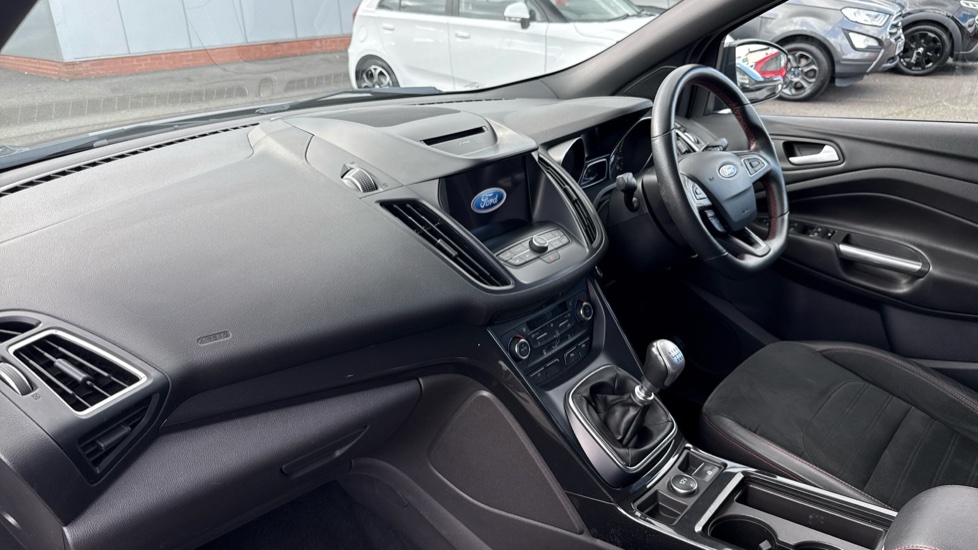 Ford Kuga 1.5 EcoBoost ST-Line 5dr 2WD Petrol Estate - Image 7