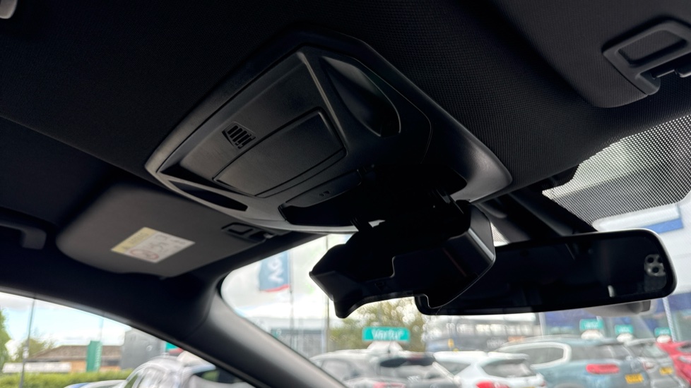 Ford Kuga 1.5 EcoBoost ST-Line 5dr 2WD Petrol Estate - Image 13