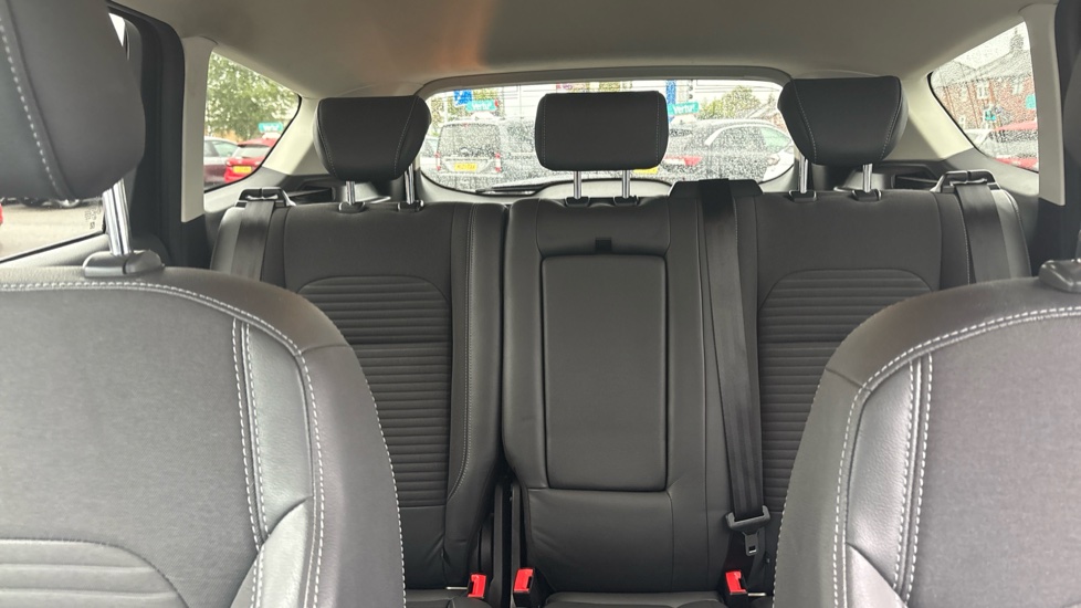 Ford Kuga 1.5 TDCi Titanium 5dr 2WD Diesel Estate - Image 27