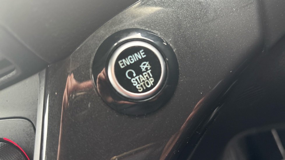 Ford Kuga 1.5 TDCi Titanium 5dr 2WD Diesel Estate - Image 23