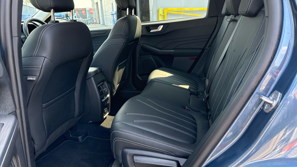 Ford Kuga 2.5 FHEV Vignale 5dr CVT Hybrid Estate - Image 16