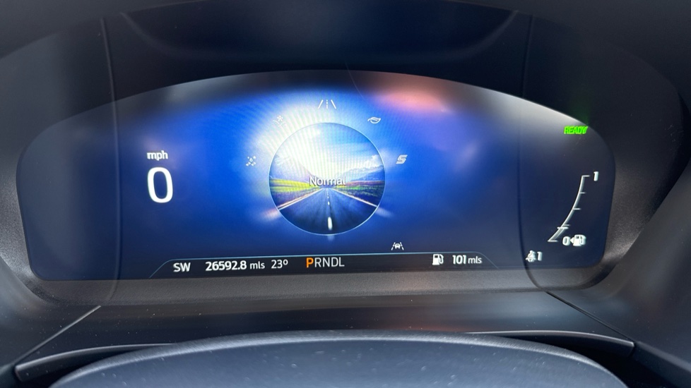 Ford Kuga 2.5 FHEV Vignale 5dr CVT Hybrid Estate - Image 22