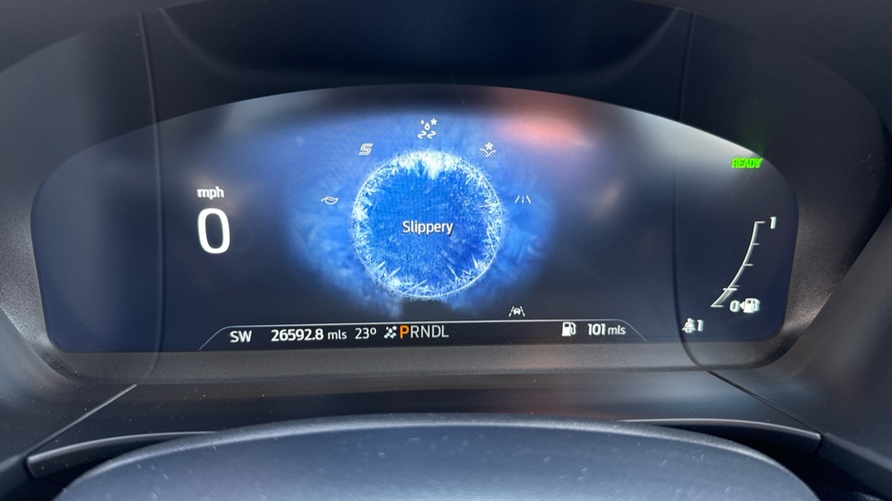Ford Kuga 2.5 FHEV Vignale 5dr CVT Hybrid Estate - Image 25