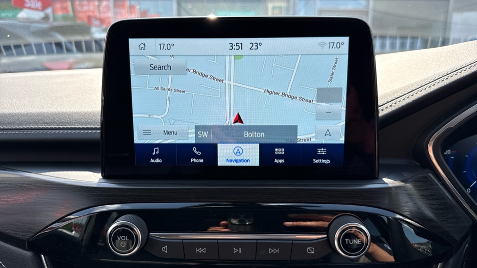 Ford Kuga 2.5 FHEV Vignale 5dr CVT Hybrid Estate - Image 34