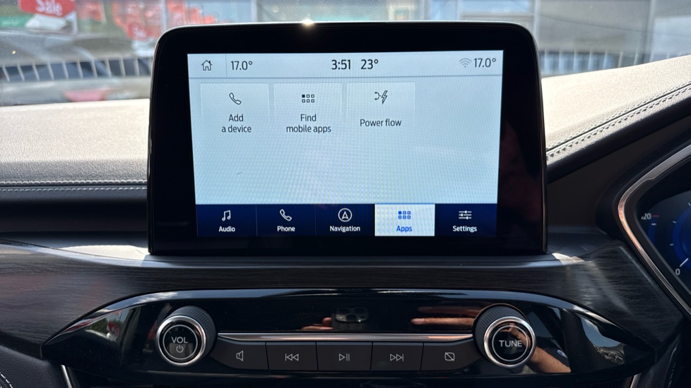 Ford Kuga 2.5 FHEV Vignale 5dr CVT Hybrid Estate - Image 35