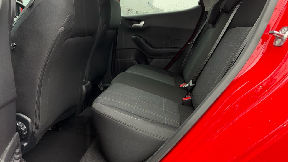 Ford Fiesta 1.1 Trend 5dr Petrol Hatchback - Image 23