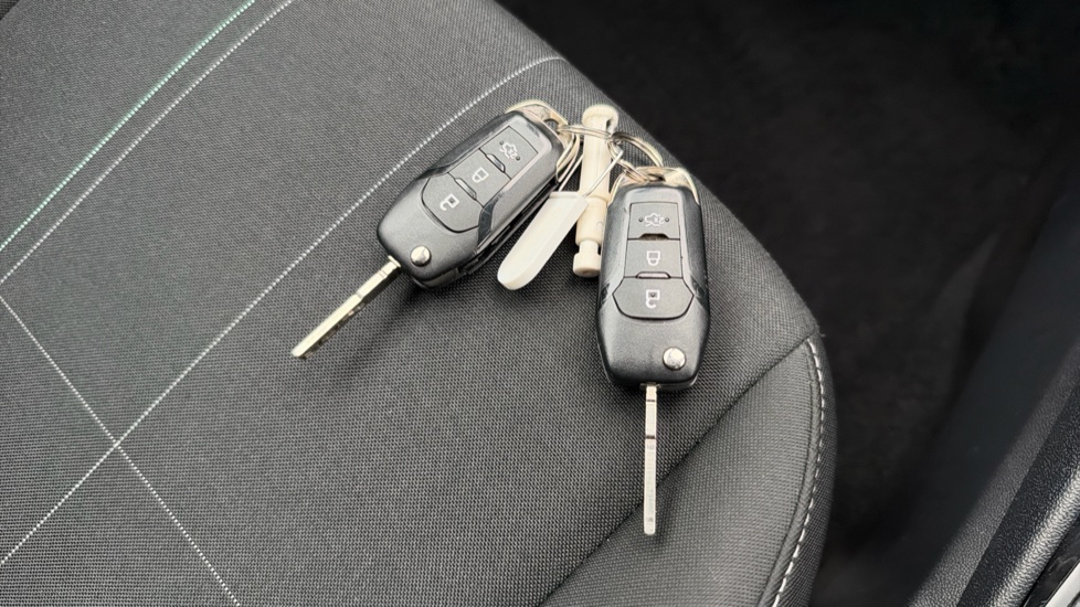 Ford Fiesta 1.1 Trend 5dr Petrol Hatchback - Image 27