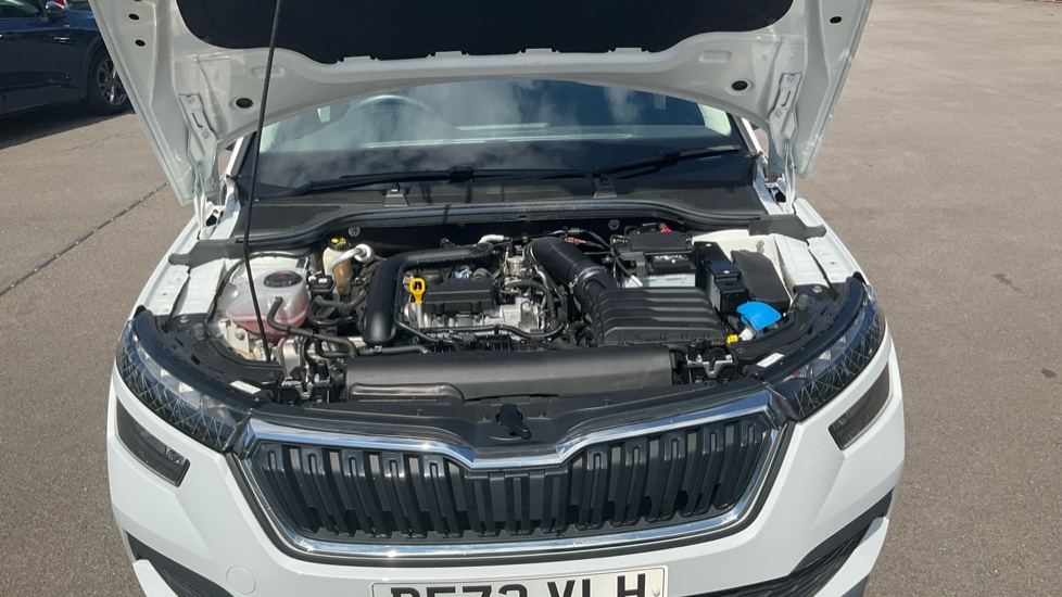 Skoda Kamiq 1.0 TSI 110 SE Drive 5dr Petrol Hatchback - Image 8