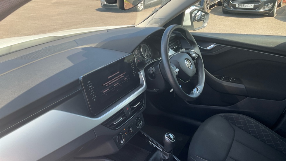 Skoda Kamiq 1.0 TSI 110 SE Drive 5dr Petrol Hatchback - Image 9