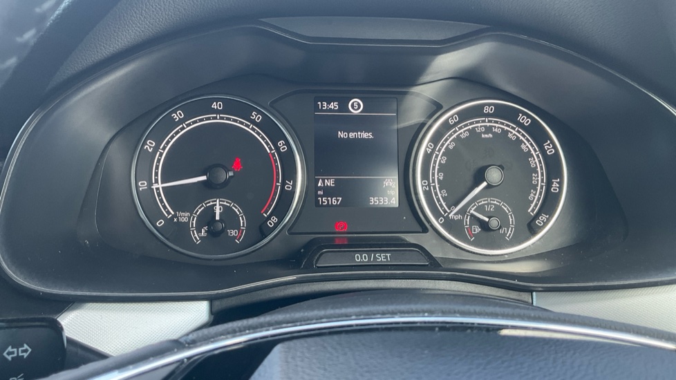 Skoda Kamiq 1.0 TSI 110 SE Drive 5dr Petrol Hatchback - Image 18