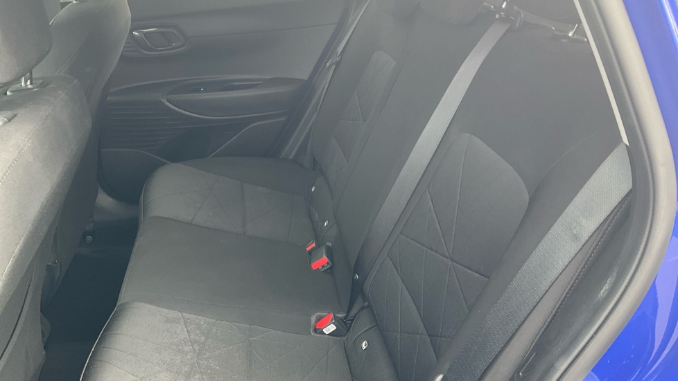 Hyundai BAYON 1.0 TGDi [120] 48V MHEV Premium 5dr DCT Petrol Hatchback - Image 16