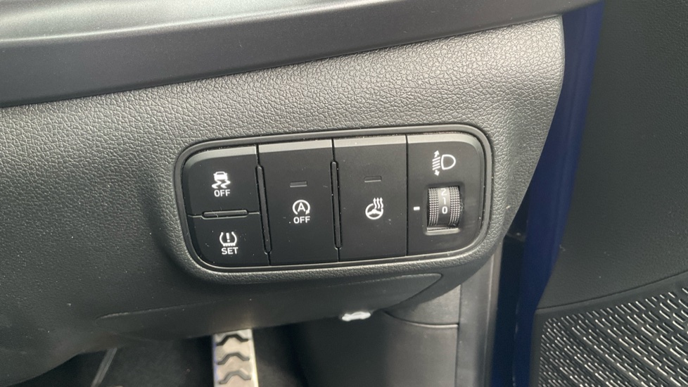 Hyundai BAYON 1.0 TGDi [120] 48V MHEV Premium 5dr DCT Petrol Hatchback - Image 30